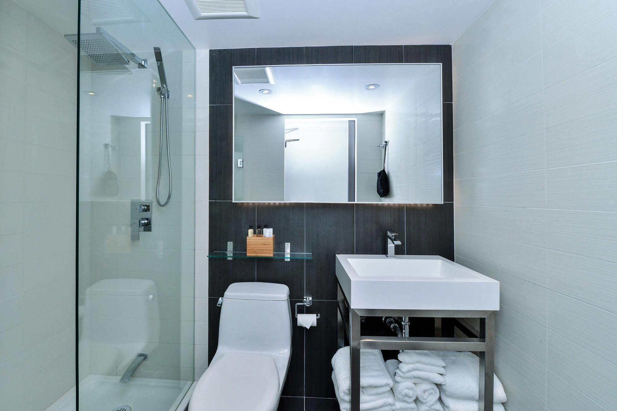The Saint James Hotel, Ascend Hotel Collection Toronto Eksteriør billede
